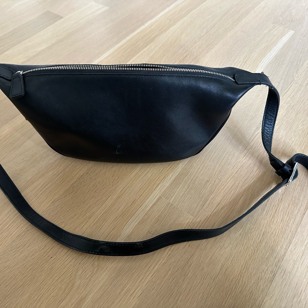 Madewell Black sling crossbody bag